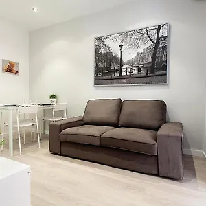 Ma22 - Ma22 - Apartment In Sants Communal Terrace Apartment Barcelona