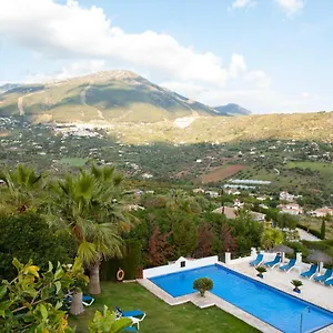 https://hotel-rural-cortijo-de-salia.es-andalucia.com